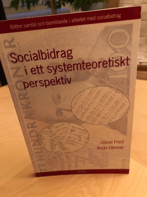 Socialbidrag i ett systemteoretiskt perspektiv (Länk)